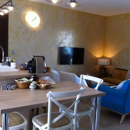 West Mountain View *